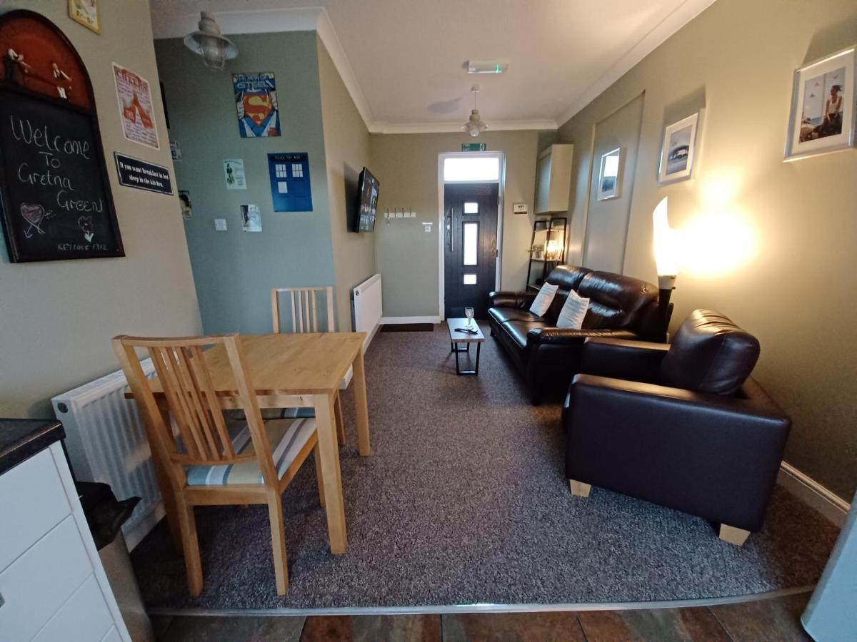 Solway Retreat Apartment Гретна Екстериор снимка